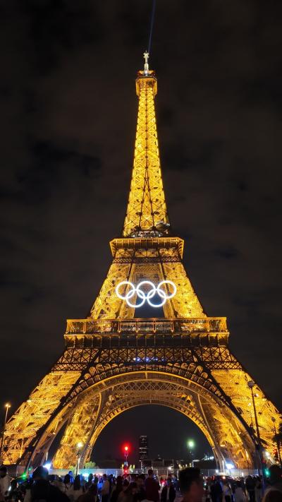 オリンピック直前のパリ+南仏プロヴァンス地方(その3・パリ③オリンピック装飾の凱旋門とエッフェル塔)