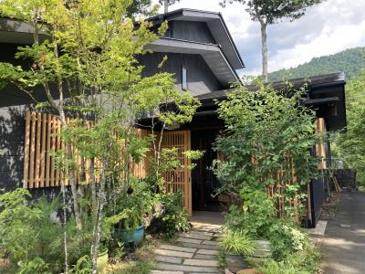新規開拓　おきなとおうなの住むところ 御宿 竹取物語