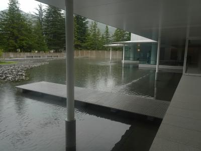 ハイキング＆ゴルフ＆温泉が目的で北信州へから妙高へ。④雨でゴルフは止めて長野県立美術館の東山魁夷館から善光寺、そして東急ＨＶＣ斑尾でダラダラ