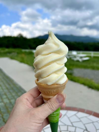 飯盛山と清泉寮を歩いてきました