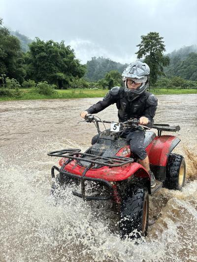 父ちゃんと息子の男旅⑬　チェンマイ　空港ラウンジ巡り・市場巡り・エビ釣り・ATV
