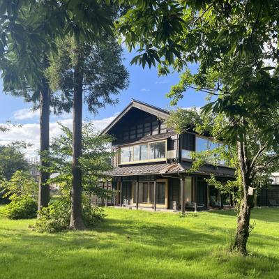 【夏の新潟】里山十帖の167平米古民家離れSEN &amp; 寿司グルメ