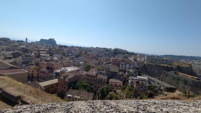 金融破産の旅・ギリシャ縦断15日間：８日目～世界遺産登録されている街並みとギリシャ名物を食す～