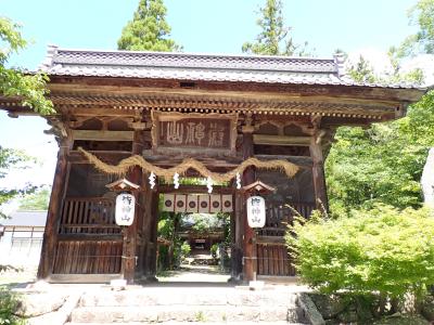 上田市信綱寺から松代市明徳寺・皆神山の岩戸神社と皆神神社へ行きました。