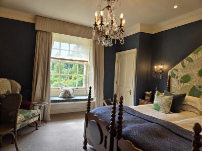 ☆2024.08ヨーロッパ☆7泊9日（バイブリー　スワンホテル）