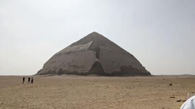 ダハシュールの屈折ピラミッド