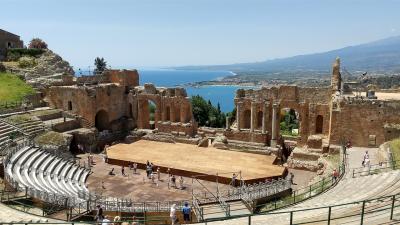 2024 シチリアは６年越しの憧れの島 １２話 タオルミナぶらぶら散歩 ビーチに行ったら後悔した