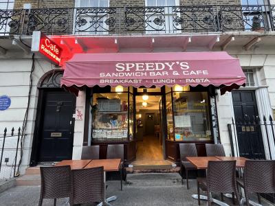 23'スタアラ世界一周:14国目 イギリス②/The Walrus Bar and Hostelで33万円分盗難被害