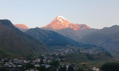 なぽちゃんとコーカサス(6)～カズベギの朝日～トビリシ～29,615歩