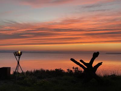 知床３泊４日の旅　3・４日目　２　オシンコシンの滝　天に続く道　サロマ湖の夕日