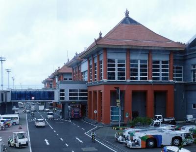 バリ島 シドゥメンに降る雨（３泊５日） Vol.1 ～ Departure with SQ（The Retrieval)