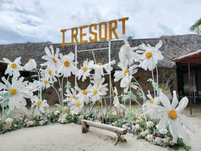 泥温泉でマッタリのニャチャン