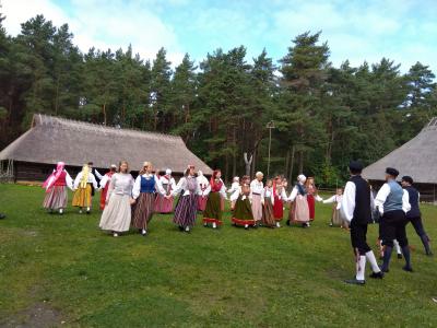 健康第一!2024年8月★バルト三国+トルコふたり旅③博物館で踊り、教会で聴く