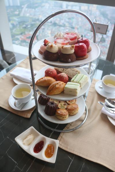 はじめてのベトナム　ハノイ　2　インターコンチネンタルハノイランドマーク72　クラブルーム滞在