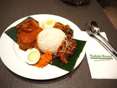 クアラルンプール+αの旅 ⑤ [1日目] (マレーシア到着に乾杯、ナシレマの夕食)