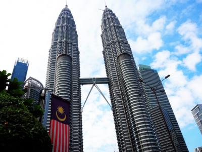 クアラルンプール+αの旅 ⑥ [2日目] (ホテル朝食、ペトロナス・ツインタワーへ)