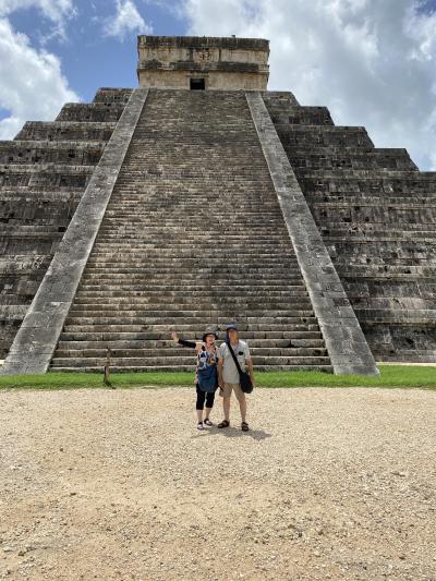雨期のメキシコ旅行、カンクン空港降りたら大雨、ホテルへ着いても大雨、観光地行く途中も大雨