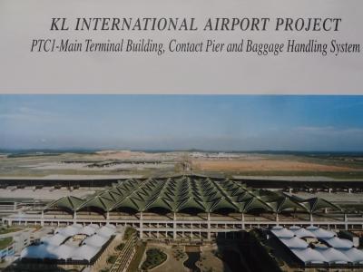 ①クアラランプールで現地スタッフと同窓会(KLIA建設:設計チーム)1/2