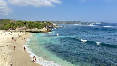 お盆のバリで渋滞にハマる中年夫婦旅　１