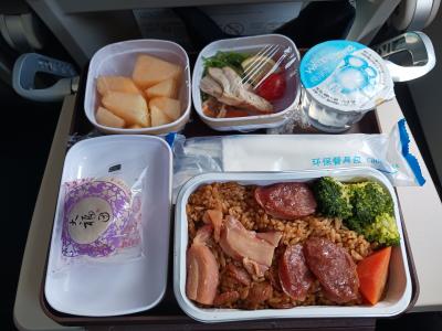 中国東方航空で上海経由ドバイへ