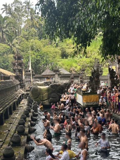 お盆のバリで渋滞にハマる中年夫婦旅　２