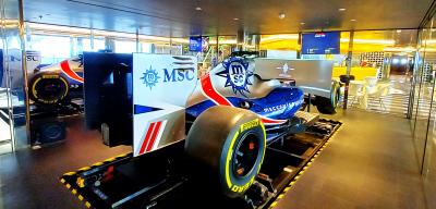MSCベリッシマでF1体験
