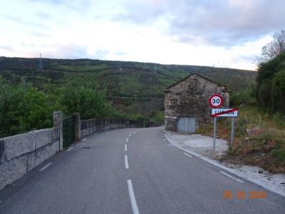 2024サンチャゴ巡礼33　7,ルビアンからGuidina イタリア娘との出会い