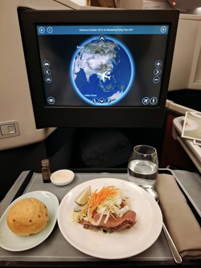 キャセイのビジネスクラスで行く!ドバイ3泊5日!その2ー初日はひたすら移動☆後編ー