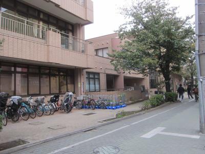 足立区 千住温水プール