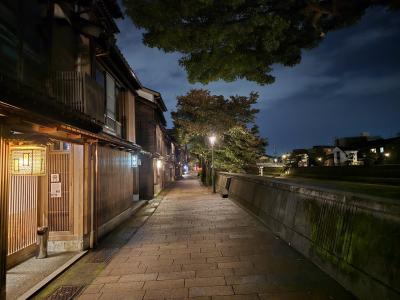 金沢定番観光、夜は主計町の茶屋で遊ぶ
