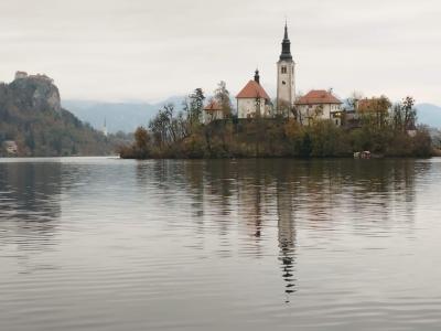 欧州とコーカサスの旅39※曇天のブレッド湖観光と夜の大移動　