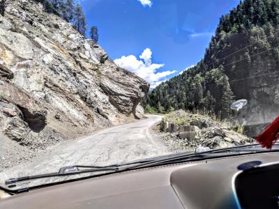 25年ぶりのジョージア、アルメニアの旅：4ジョージアの首都トビリシから山岳部の町、メスティアまで