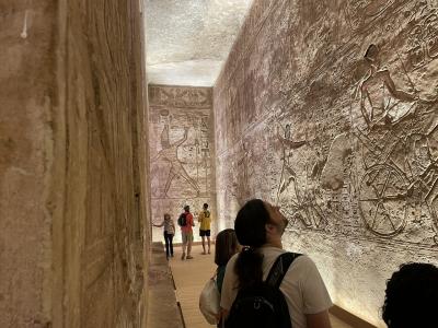 アスワンからアブシンベルへ