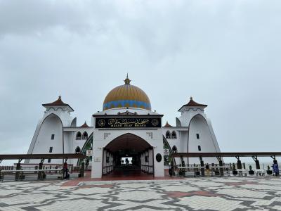 モスクにて憧れのヒジャブを被る【マラッカday2③】