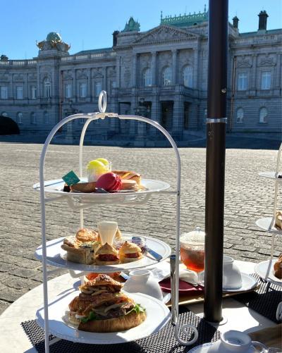 迎賓館でアフタヌーンティー+明治神宮外苑のいちょう並木+皇居乾通り通り抜け=沢山歩きましたぁ!