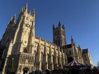 クリスマスカラーのロンドンへひとり旅　カンタベリー大聖堂とロンドンイルミネーション編