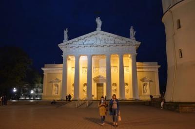 シャウレイの十字架の丘とビリニュス旧市街【リトアニアの旅】