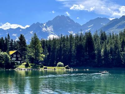 スイス・ハイキングの旅 2024夏(5)Arnisee(アルニ湖)を目指して