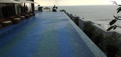 2024年 年末年始の旅 ダナンで12月は泳げるのか? 副題は、ホテル周りのB級グルメ