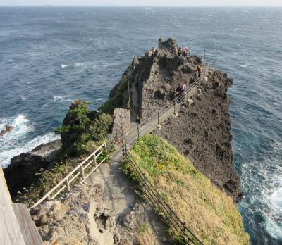 ２０２３年１１月　ミステリー旅行３日目　その２　伊豆最南端石廊崎　灯台と石室神社
