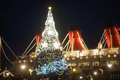 寒いなんて言ってられない。クリスマスディズニーシーからの丸の内