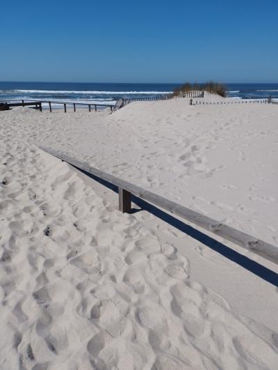 2024年3月日本からブルガリアへ14 ストライプの家コスタノヴァの市場とビーチ3