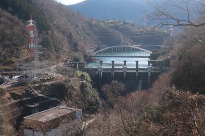 コモアブリッジを登った後で相模湖に行く