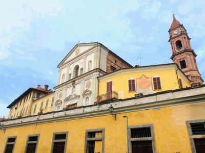 スローフード発祥の地「ブラ」でピエモンテ料理を堪能!からのブラをブラブラ散策。