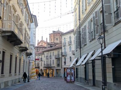 2024→2025年越しイタリア旅行!夜の『アスティ』を散策。