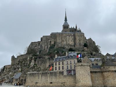 2024年年越し寒いパリで食べて鑑賞して③