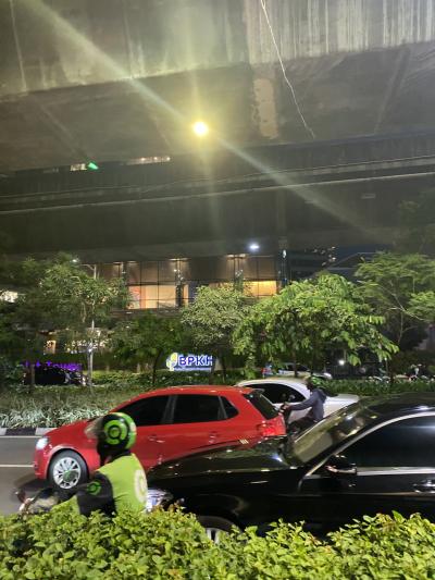 渋滞、、、