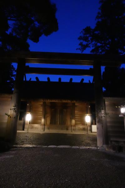 20250115-2 伊勢 夜の外宮参拝から、岡田酒店で立ち飲みポン酒色々