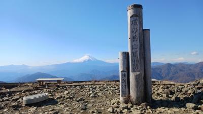 丹沢の鍋割山と塔ノ岳から富士山を望む！