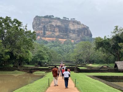 2025新春 スリランカ04：聖地キャンディからバスでダンブッラを経て、世界遺産のシーギリヤへ